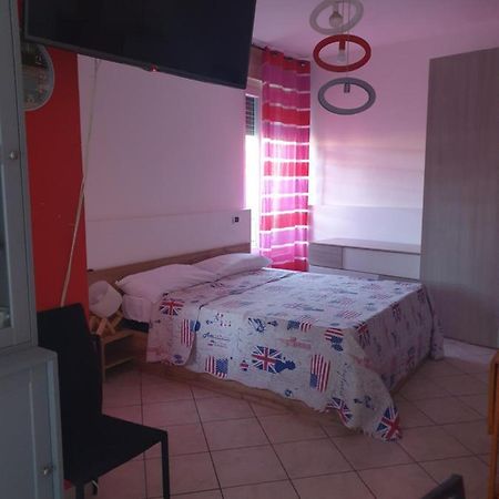 Romeo1 Appartement Gallarate Buitenkant foto