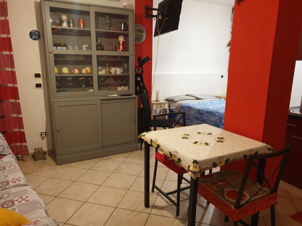 Romeo1 Appartement Gallarate Buitenkant foto