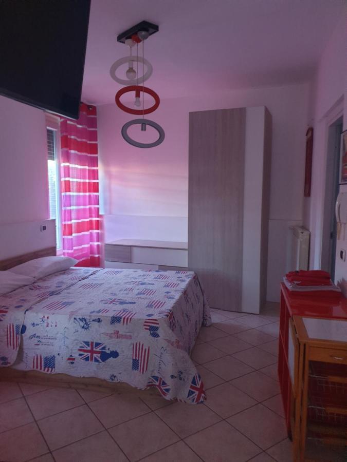 Romeo1 Appartement Gallarate Buitenkant foto