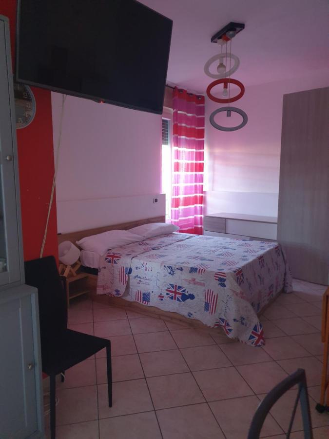 Romeo1 Appartement Gallarate Buitenkant foto
