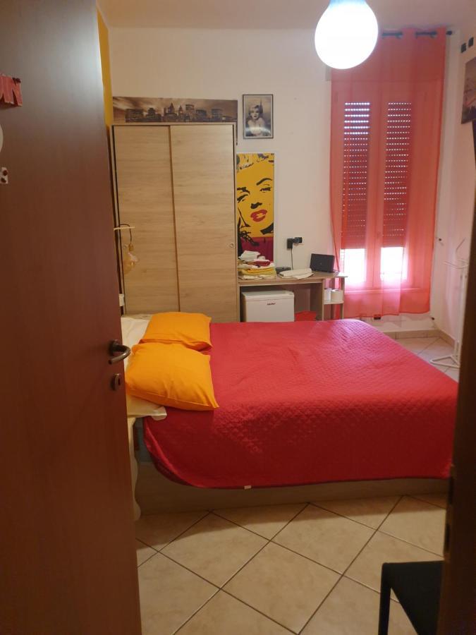 Romeo1 Appartement Gallarate Buitenkant foto